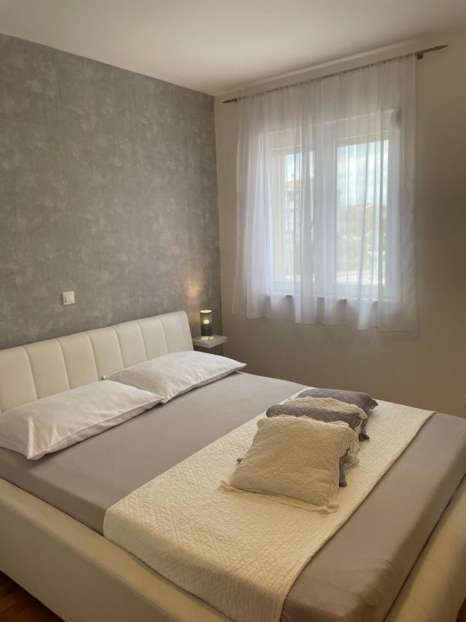 Apartments Tony Biograd Na Moru Exterior foto