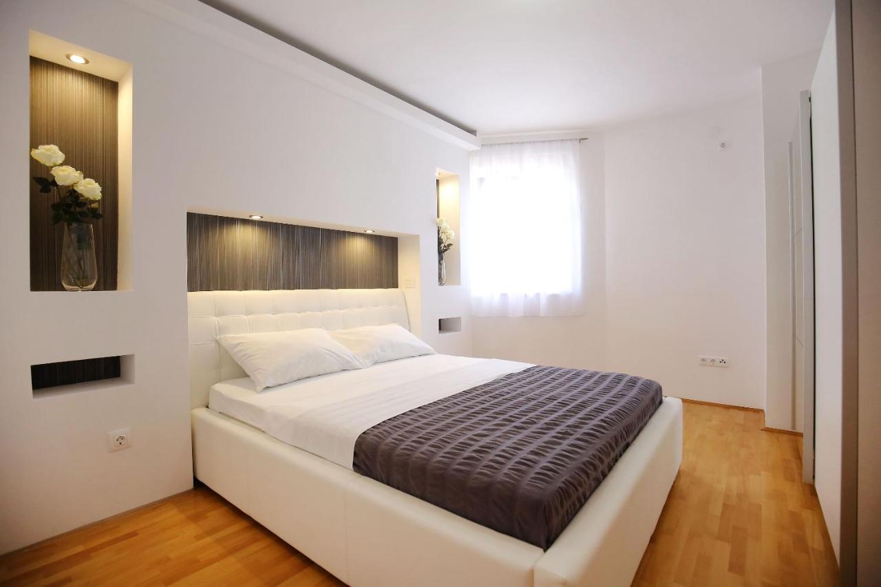 Apartments Tony Biograd Na Moru Exterior foto